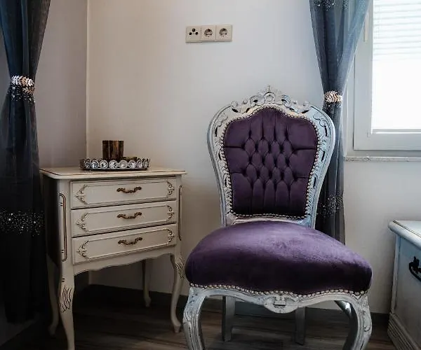 公寓 Timeout Royal *